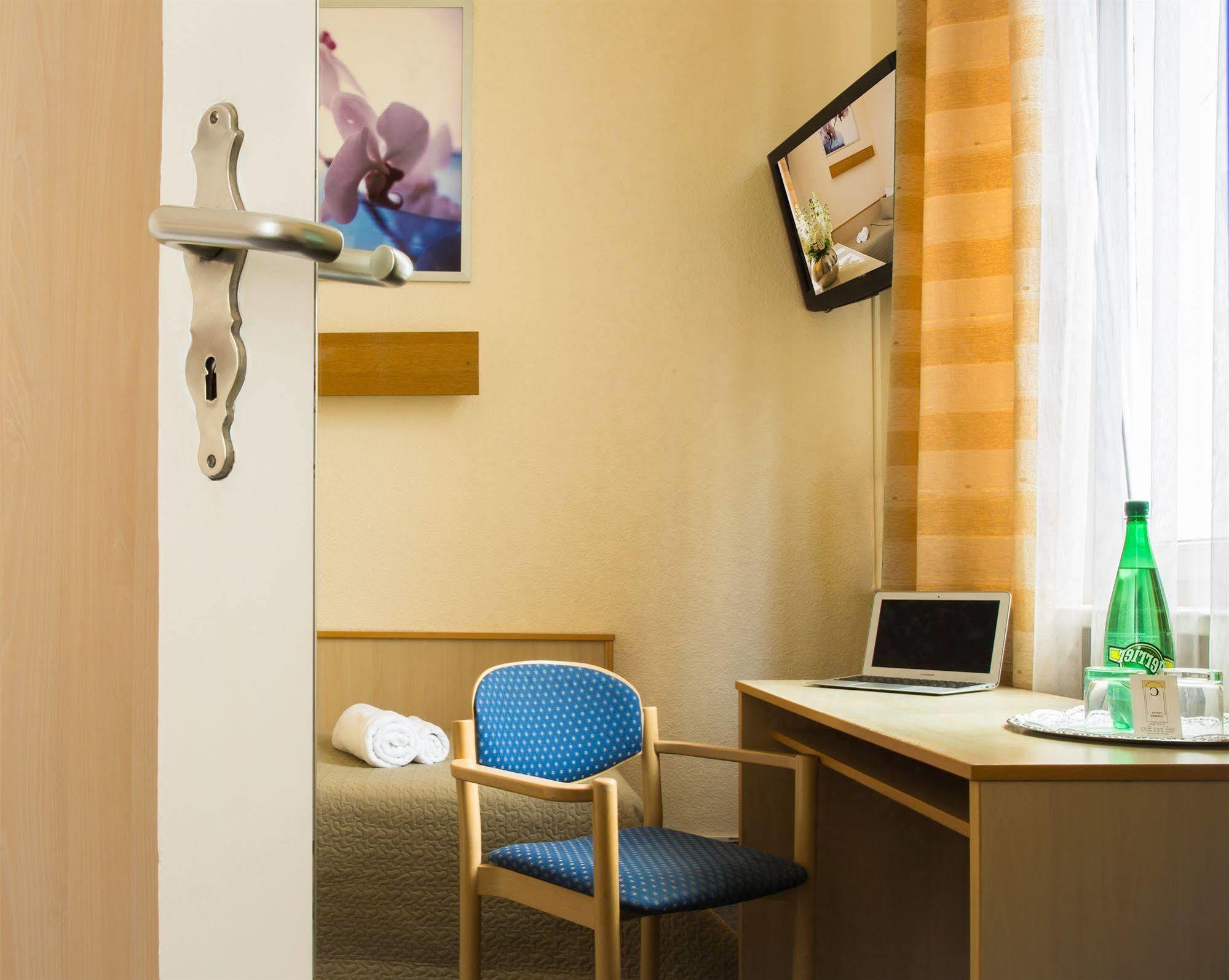 Hotel Comet Am Kurfuerstendamm Берлин Экстерьер фото