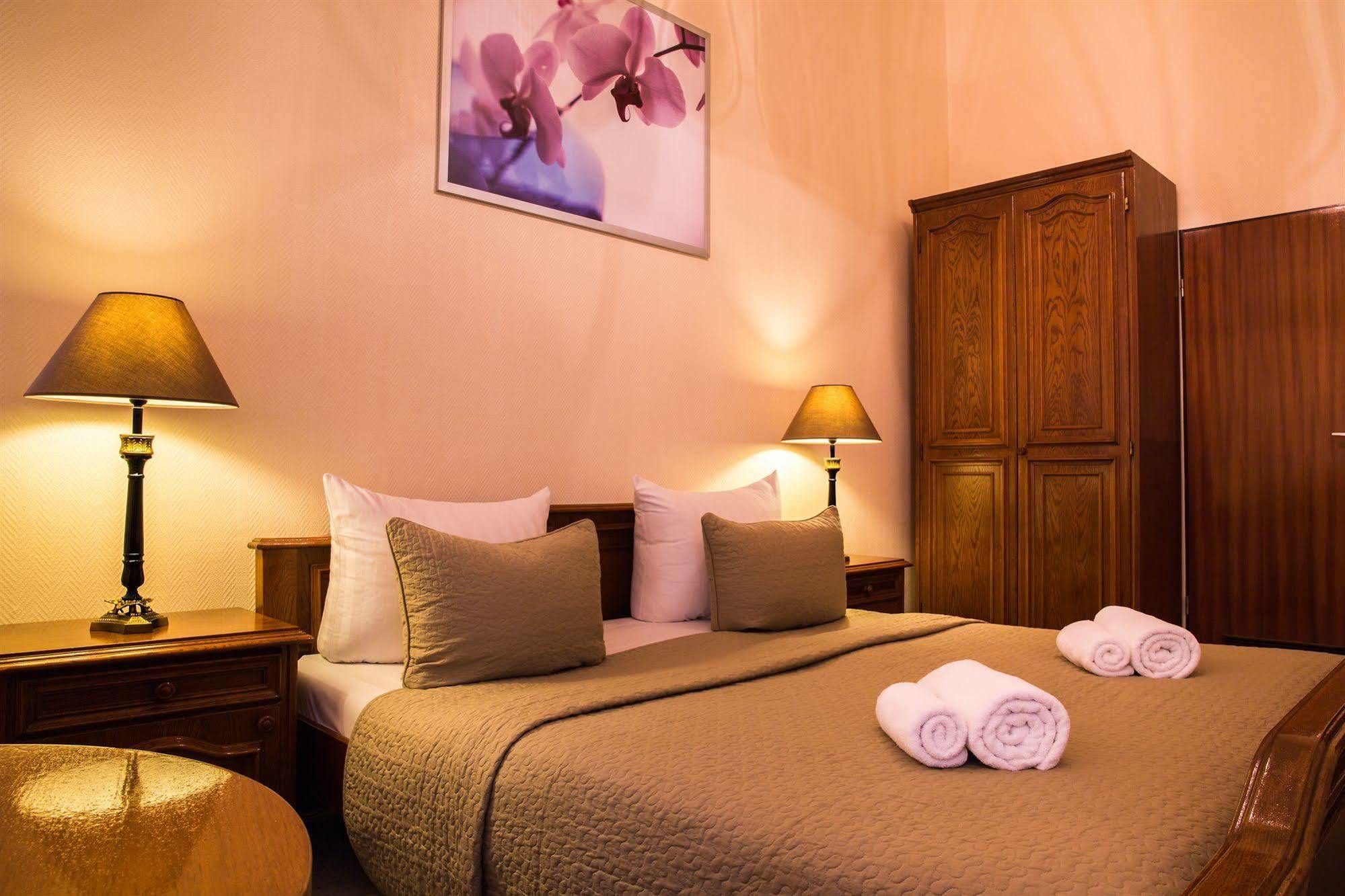 Hotel Comet Am Kurfuerstendamm Берлин Экстерьер фото